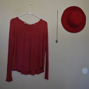 ✨FREE WITH PURCHASE✨Cute Flowy Top